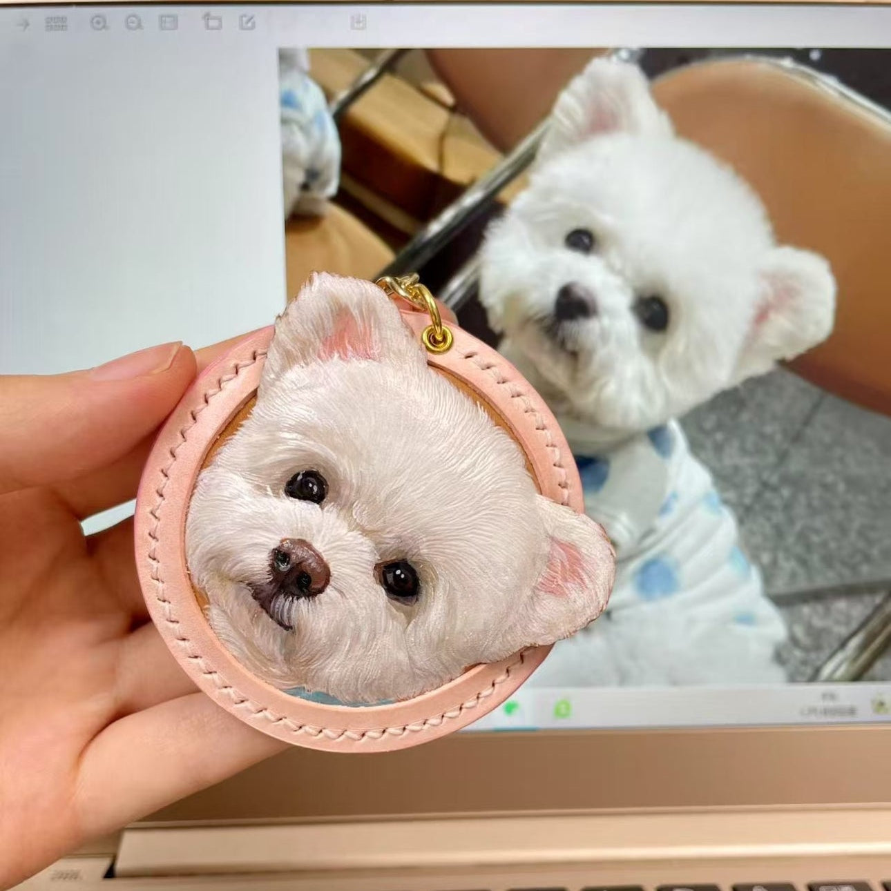 Pet Leather Carving Pendant